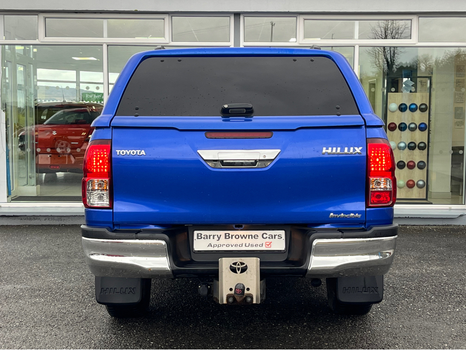 2020 Toyota Hilux 2.4 INVIN D-4D 4WD DCB 4 4DR