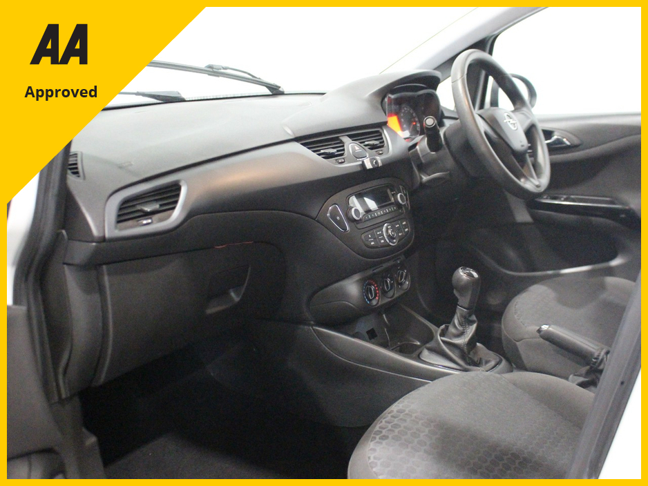 2017 Opel Corsa - image 14