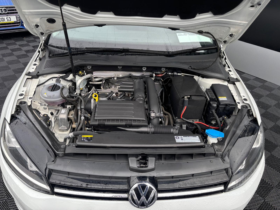 2016 Volkswagen Golf - image 7