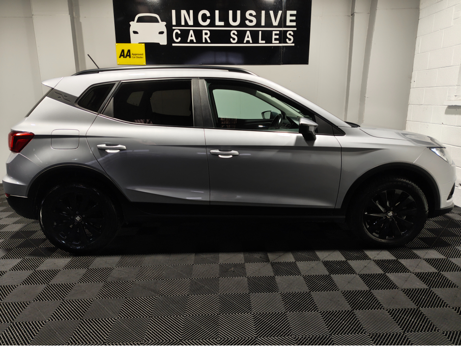 2021 SEAT Arona - image 4