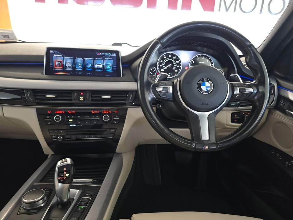 2016 BMW X5 - image 7