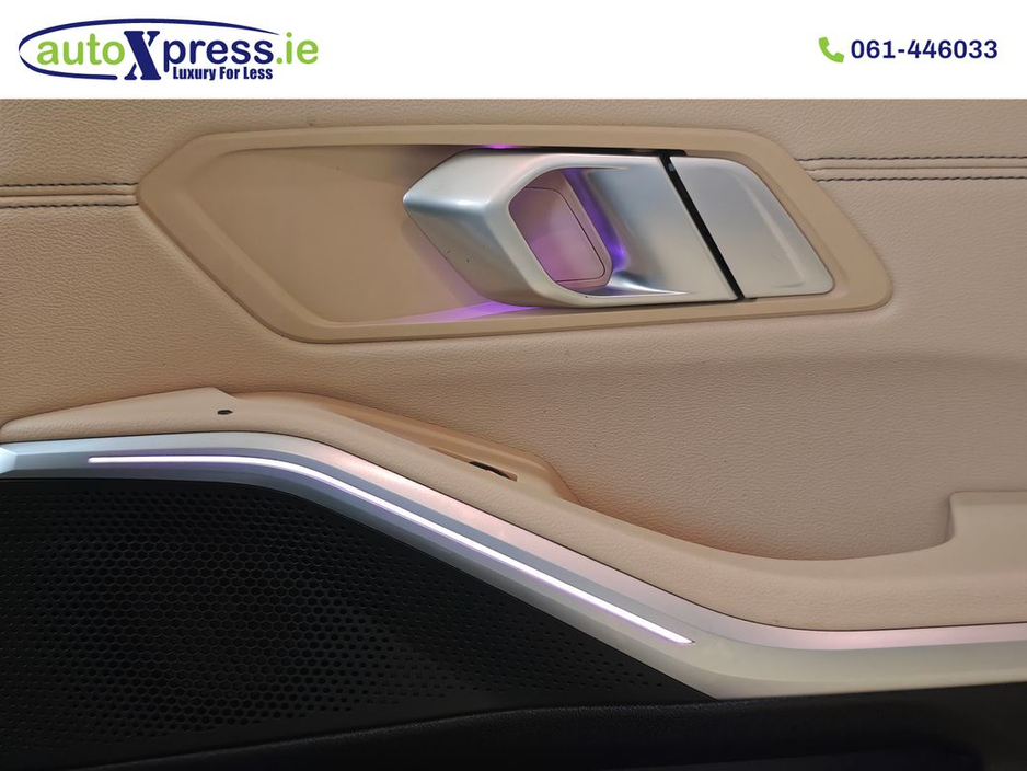 2021 BMW 3 Series - image 44