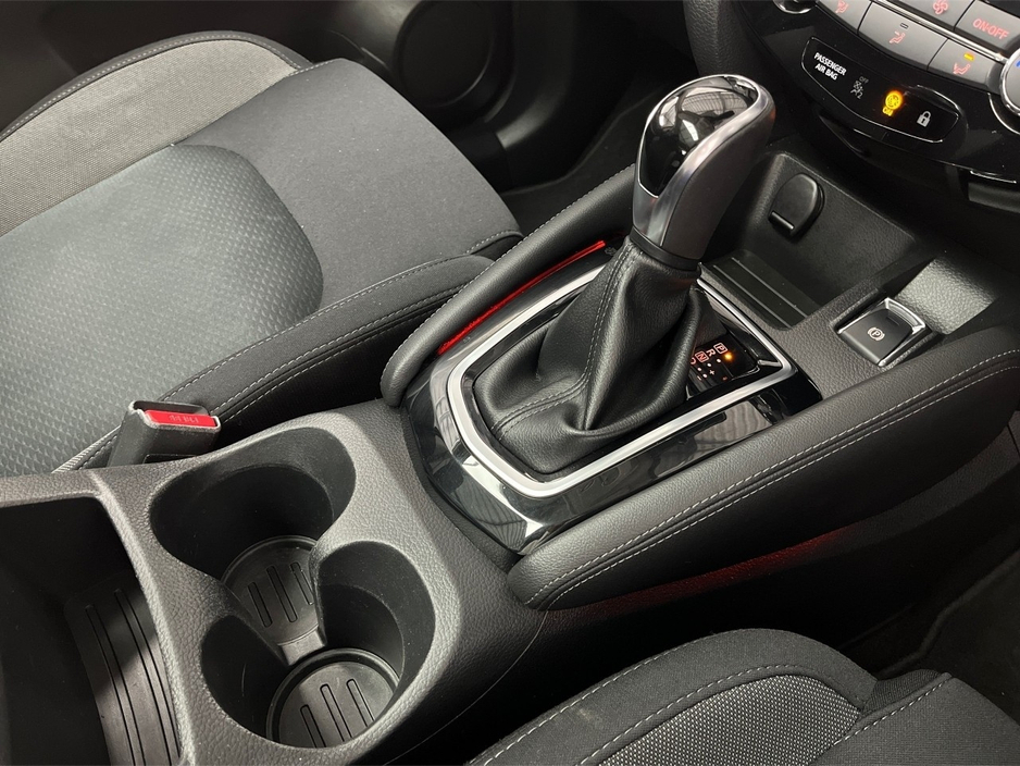 2019 Nissan Qashqai 1.3 SV PREMIUM DCT 4DR**PANORAMIC ROOF**MULTIFUNCTIONAL STEERING WHEEL**SEMI DIGITAL DASH**REVERSE CAMERA**PARKING SENSORS**BLACK CLOTH INTERIOR**FINANCE AVAILABLE** €18,495