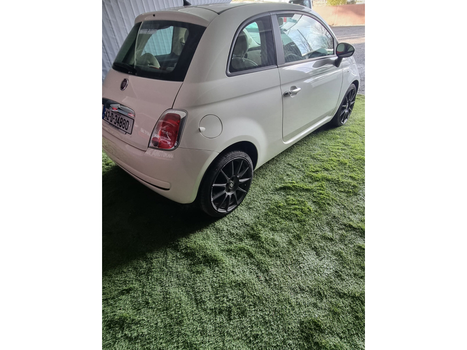 2014 Fiat 500 - image 4