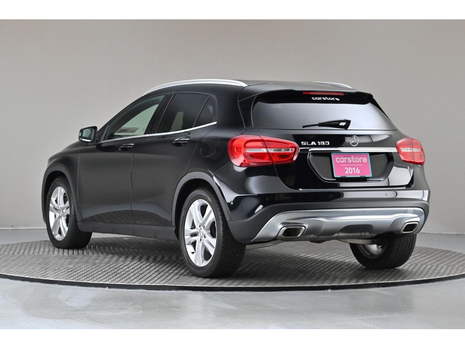 2016 Mercedes-Benz GLA Class GLA 180 *HALF LEATHER*REVERSE CAM*PARK SENSORS* €18,890