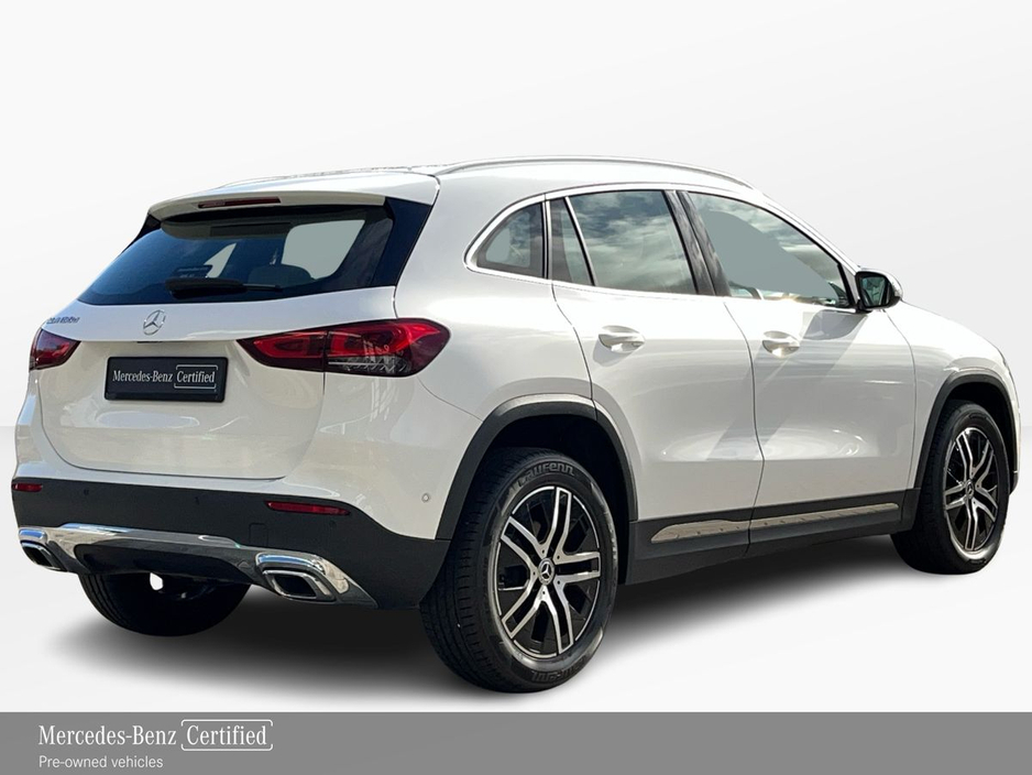 2022 Mercedes-Benz GLA Class - image 3