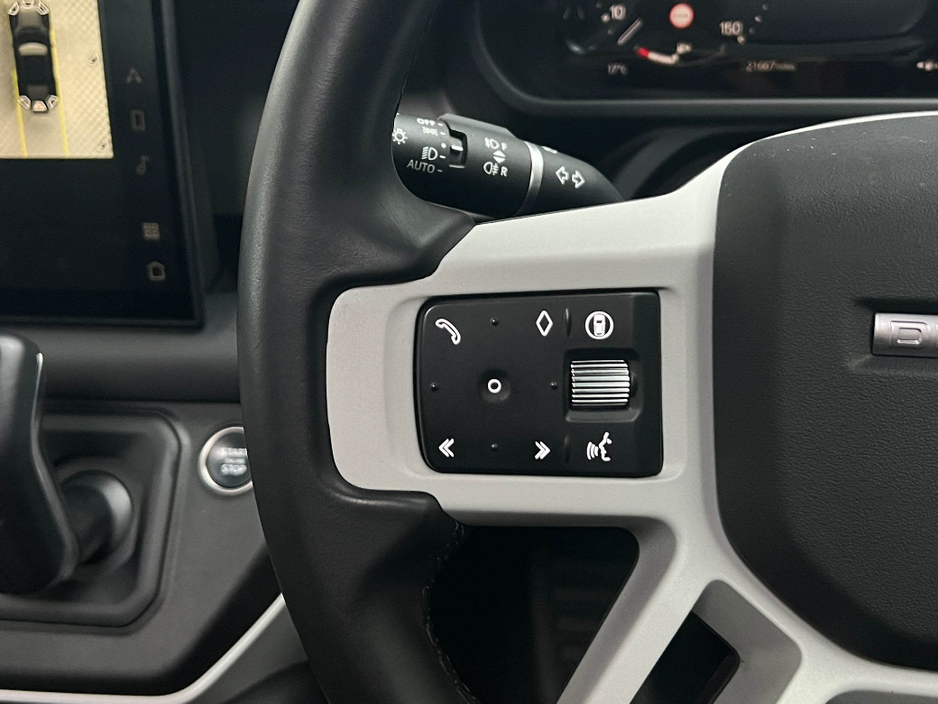 2024 Land Rover Defender HSE X-DYNAMIC P400E €87,990