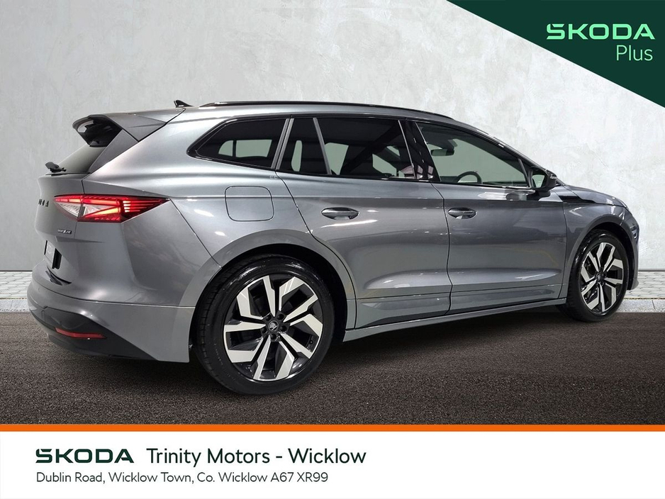 2025 Skoda Enyaq - image 3