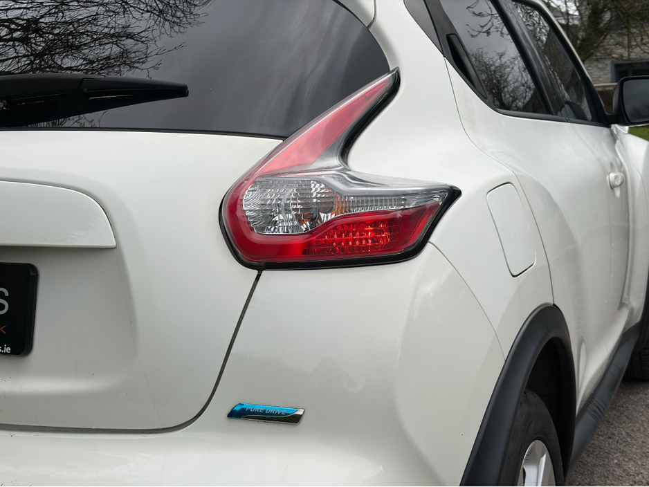 2016 Nissan Juke - image 10