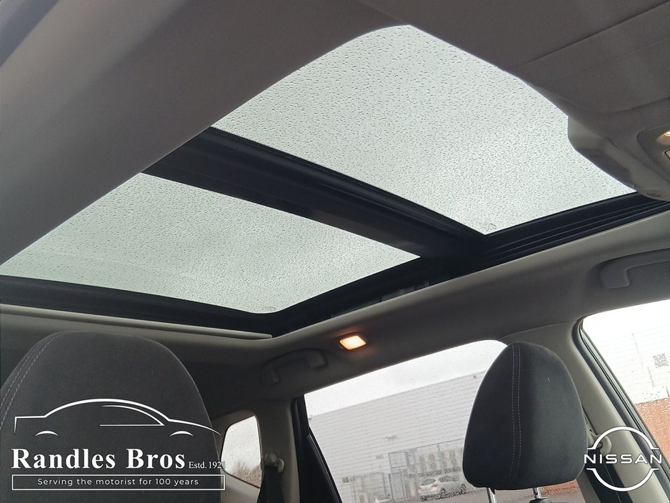 2016 Nissan X-Trail - image 20