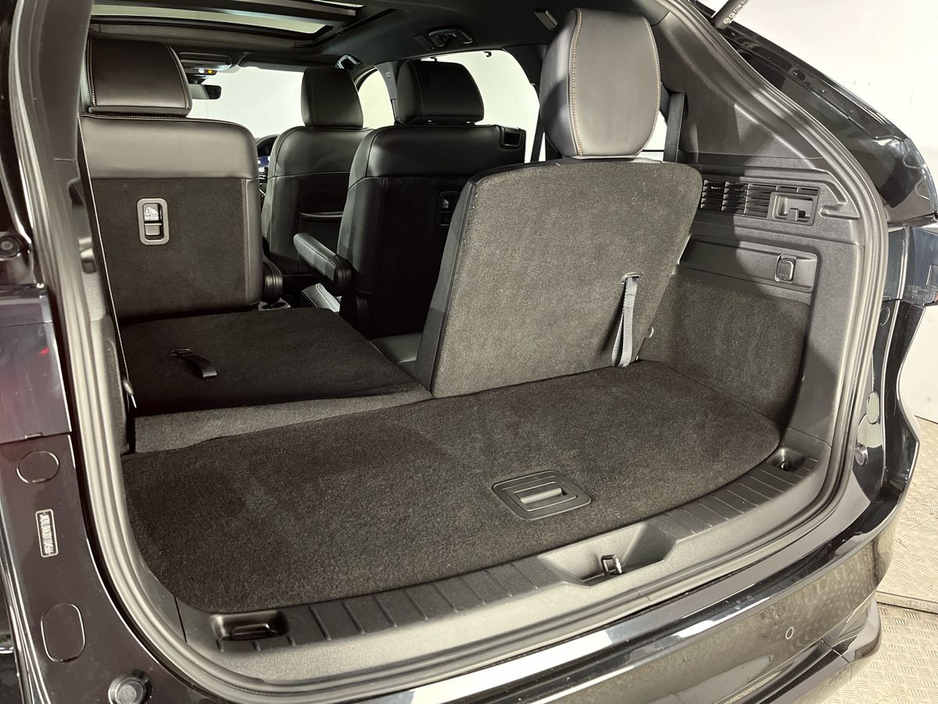 2025 Mazda CX-80 - image 12