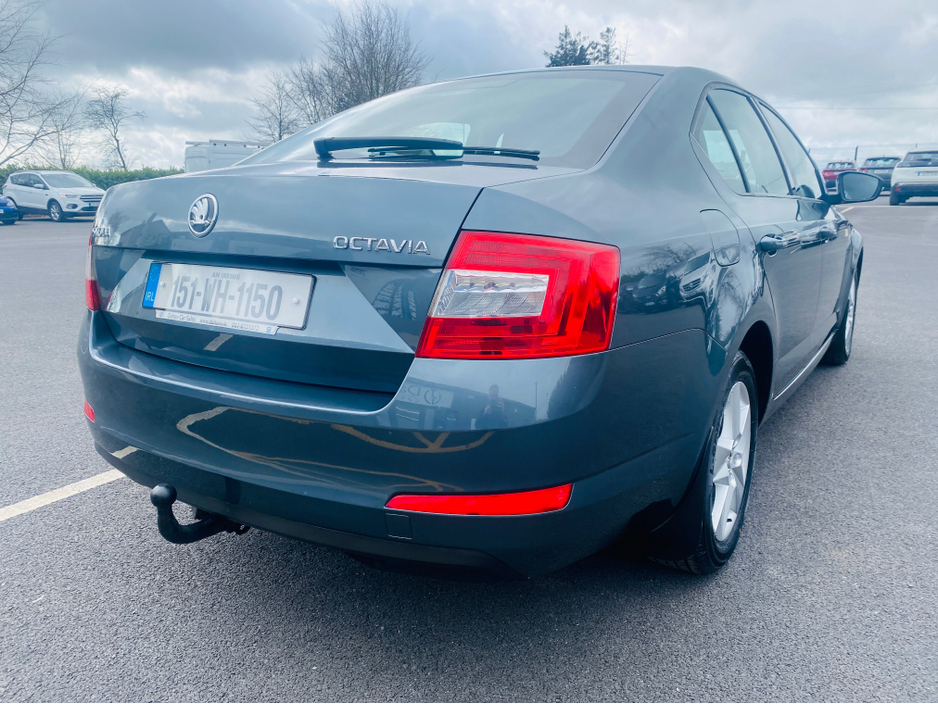 2015 Skoda Octavia - image 6