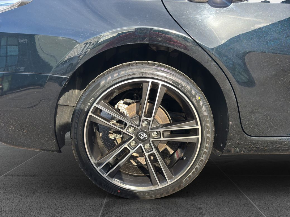 2020 Toyota Camry - image 17