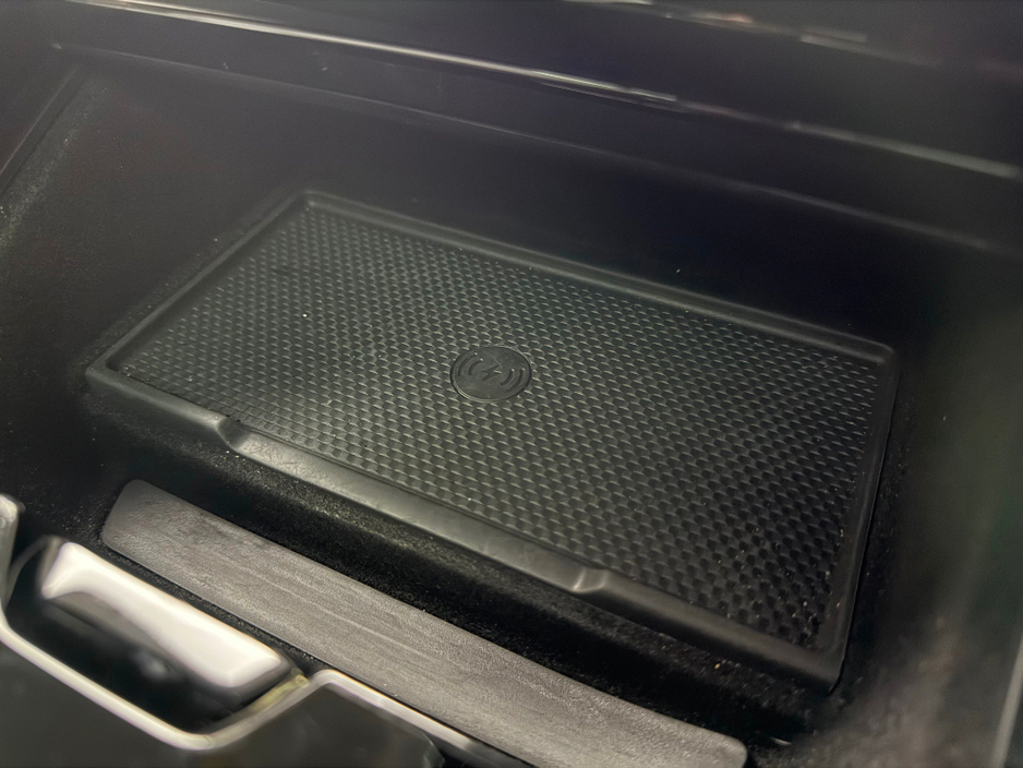 2024 Land Rover Range Rover Sport - image 23