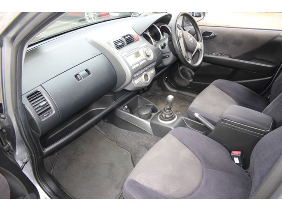 2008 Honda Jazz - image 9