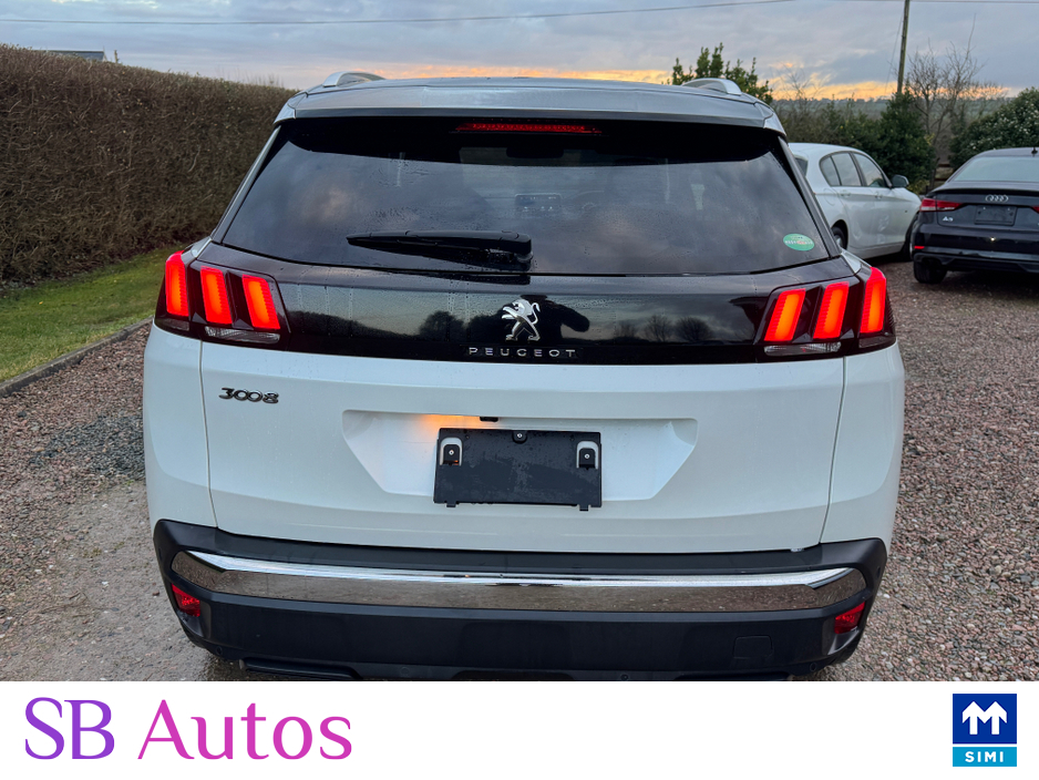 2021 Peugeot 3008 211 Peugeot 3008 Crossway Edition 2.0 Diesel €26,950