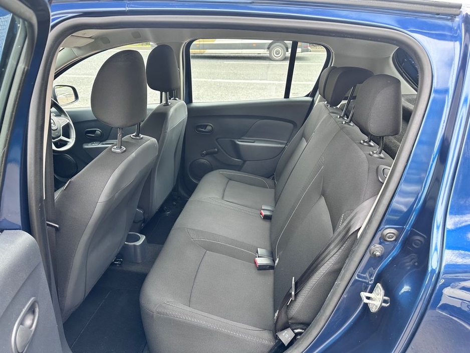 2019 Dacia Sandero - image 19