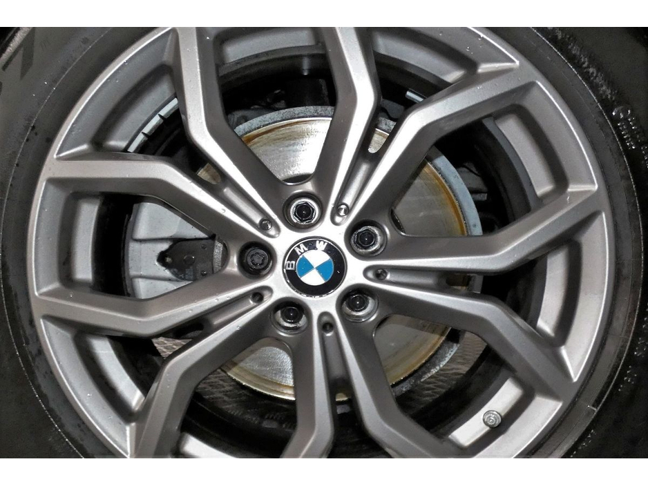 2020 BMW X3 - image 16