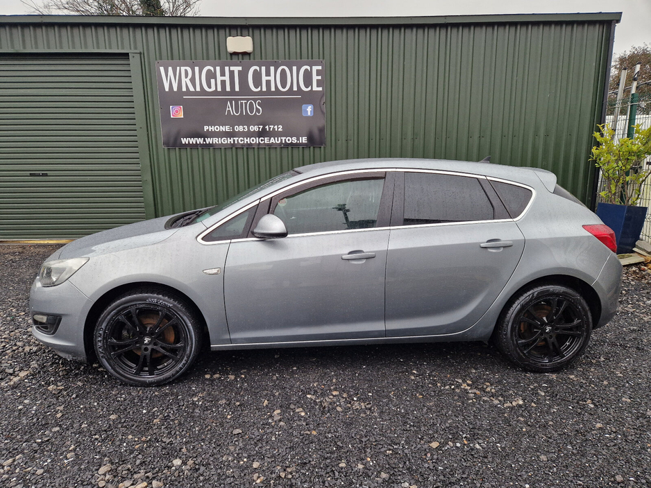 2014 Vauxhall Astra  €5,250