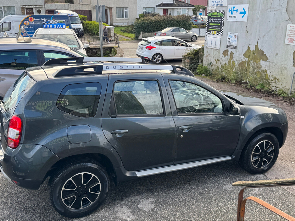 2017 Dacia Duster PRESTIGE 1.5 DCI 110 €9,800