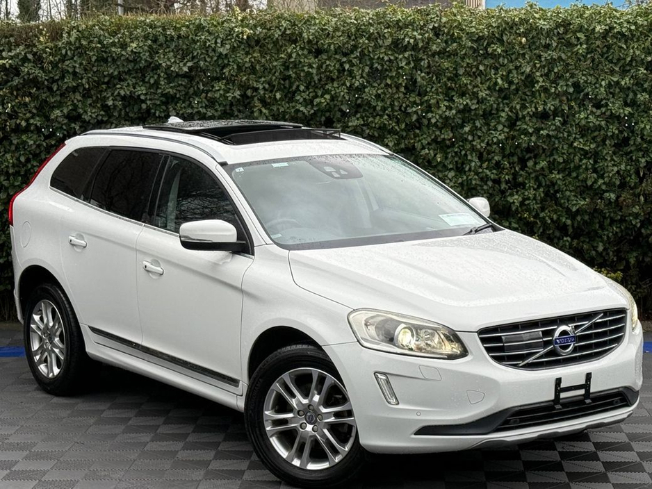 2017 Volvo XC60 D4 CLASSIC 2.0 D // OPENING PAN ROOF // LEATHER INTERIOR // DIGITAL CLUSTER €24,900