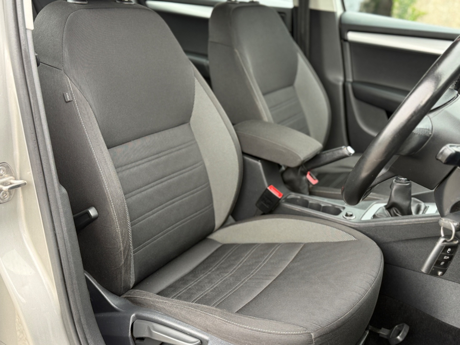 2017 Skoda Octavia - image 18