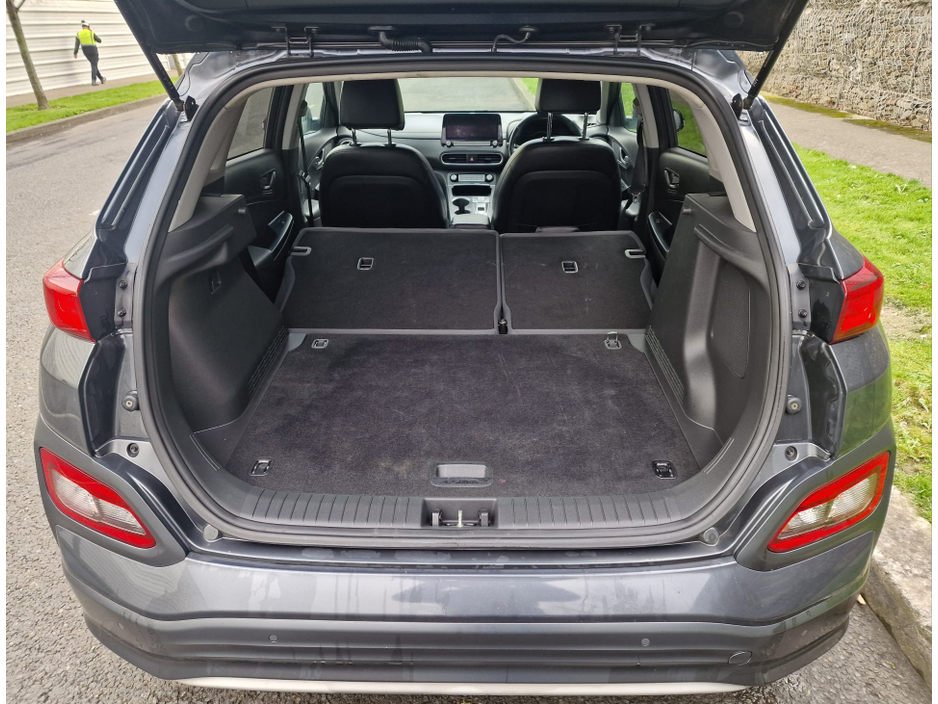 2020 Hyundai Kona - image 9