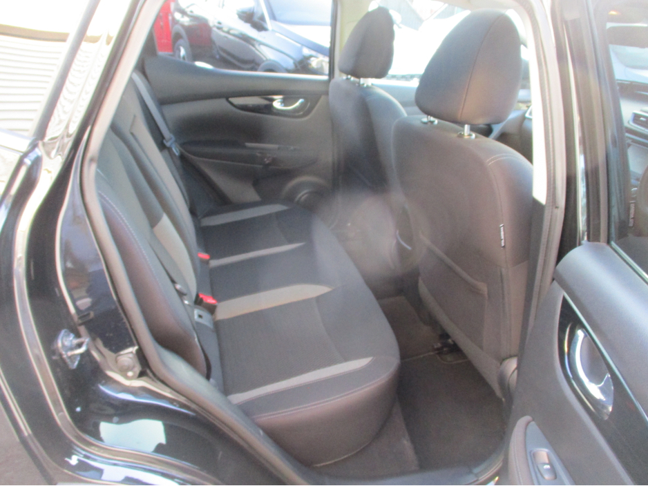 2018 Nissan Qashqai - image 10