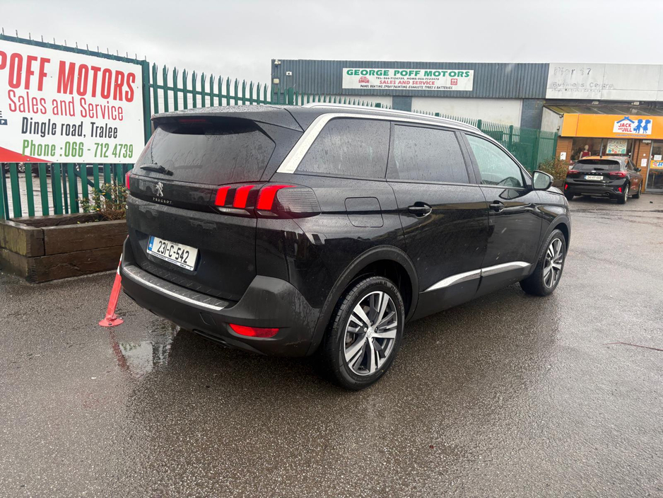 2023 Peugeot 5008 FL ALLURE 1.5 BLUE HDI 13 130 6.3 €36,950