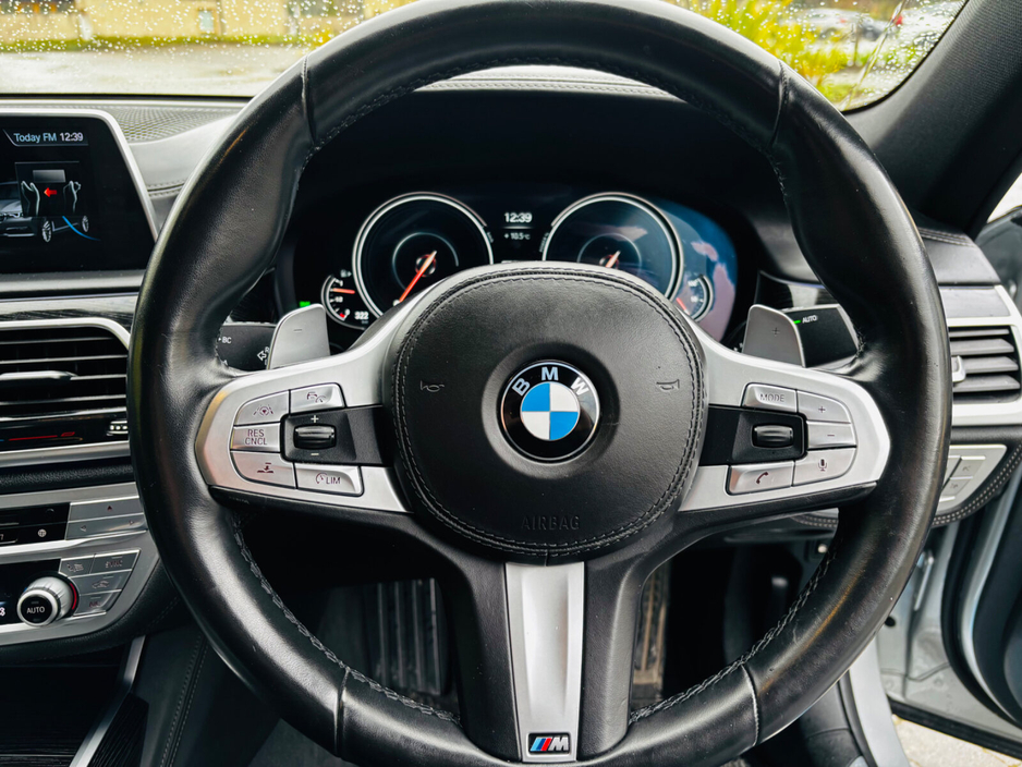 2018 BMW 7 Series - image 16
