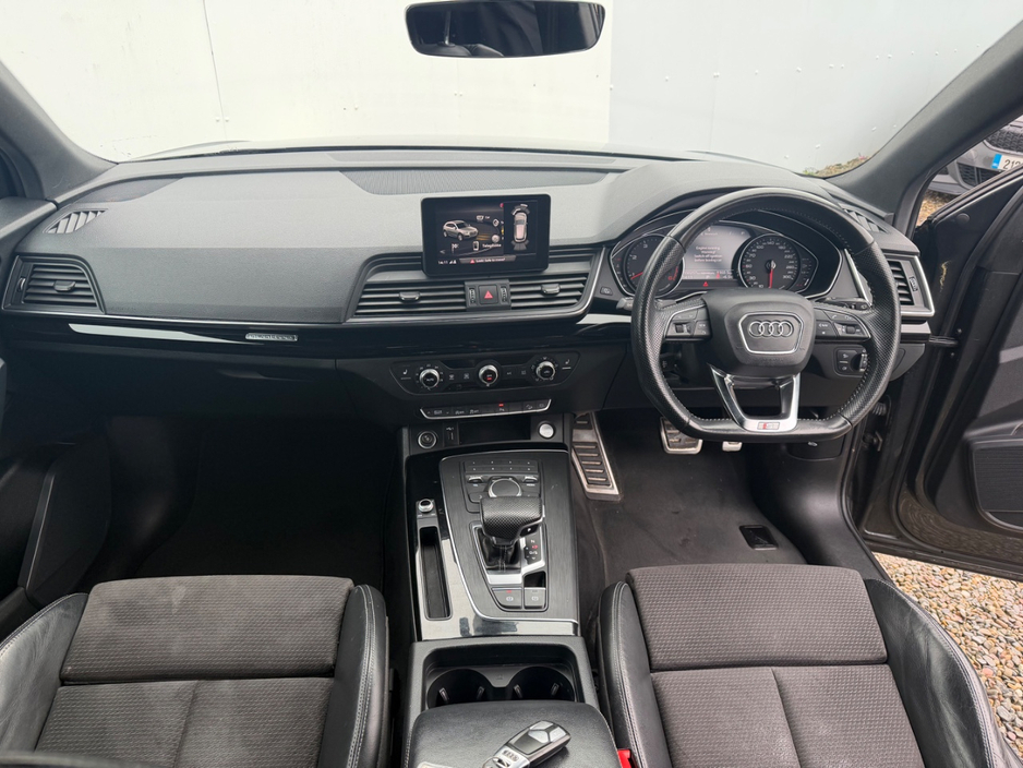 2020 Audi Q5 - image 13