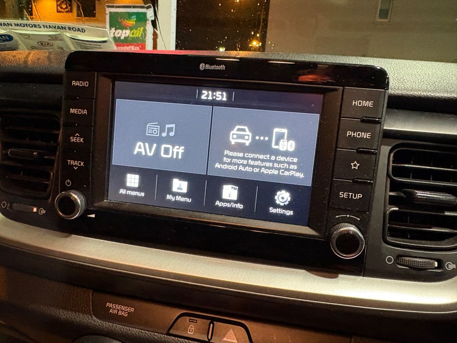 2019 Kia Stonic - image 9