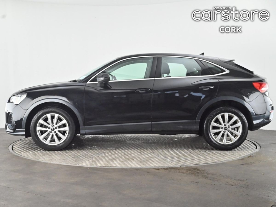 2023 Audi Q3 35 TDI 150HP S Tronic SE €39,880