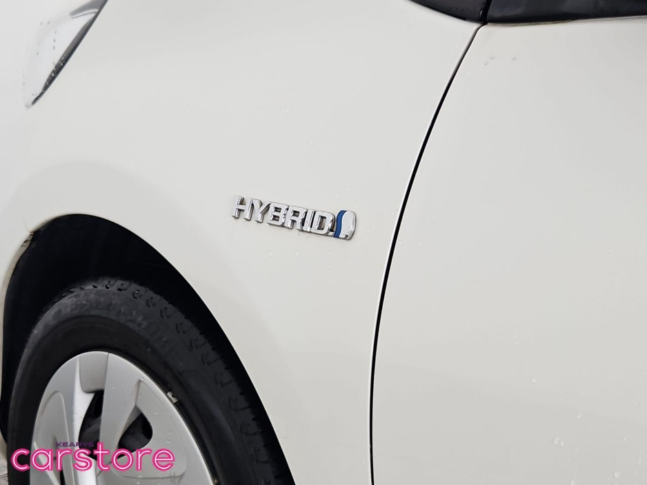 2020 Toyota Aqua - image 17