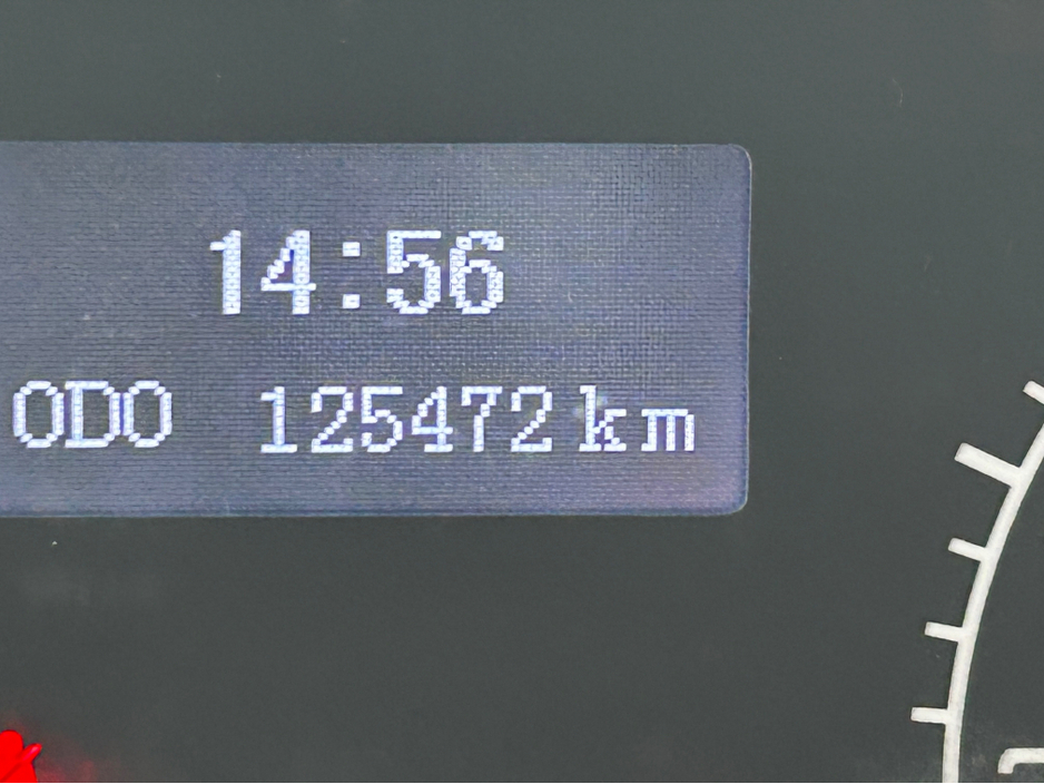 2020 LDV V80 - image 12