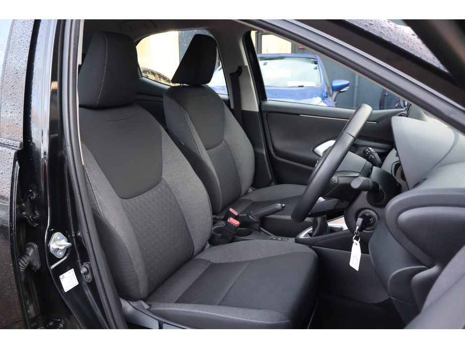 2024 Toyota Yaris LUNA 5dr Manual Great Spec! €19,995