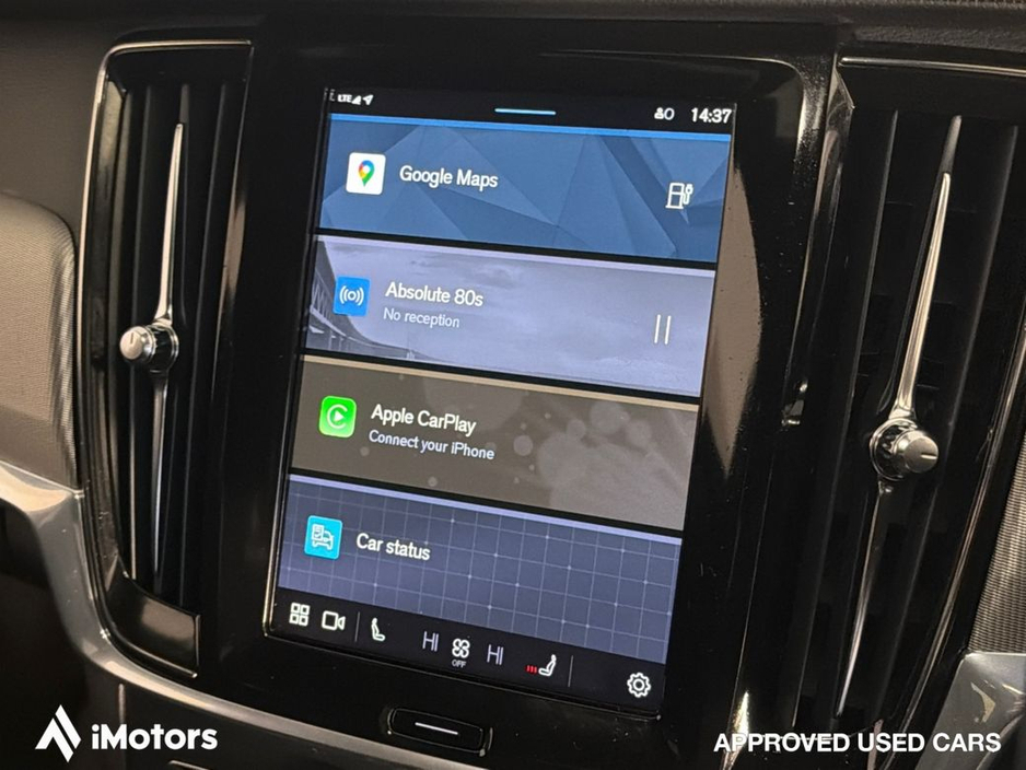 2022 Volvo S90 - image 25