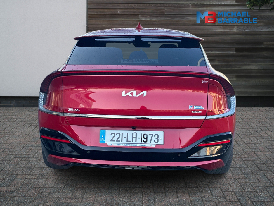 2022 Kia EV6 - image 12