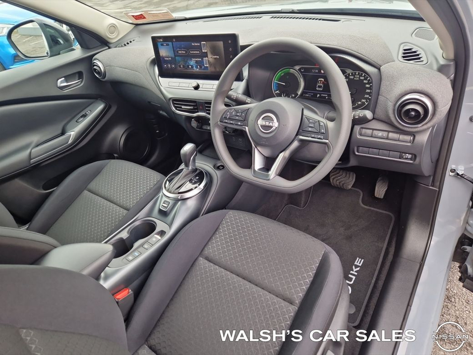 2025 Nissan Juke - image 12