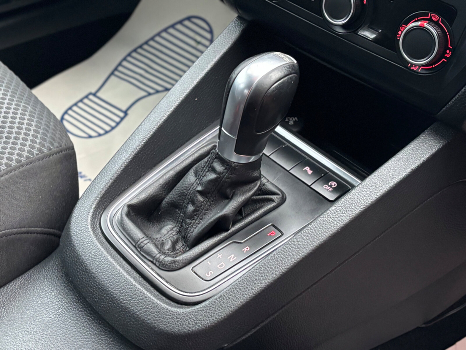 2016 Volkswagen Jetta 2.0 TDI DSG 110HP Comfortline €10,950