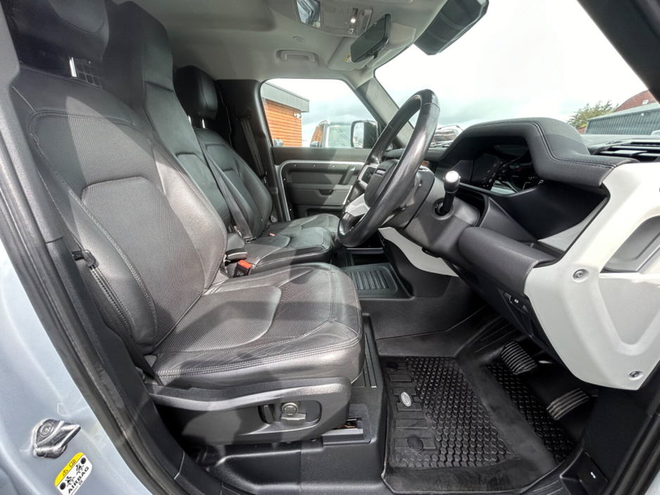 2023 Land Rover Defender - image 41