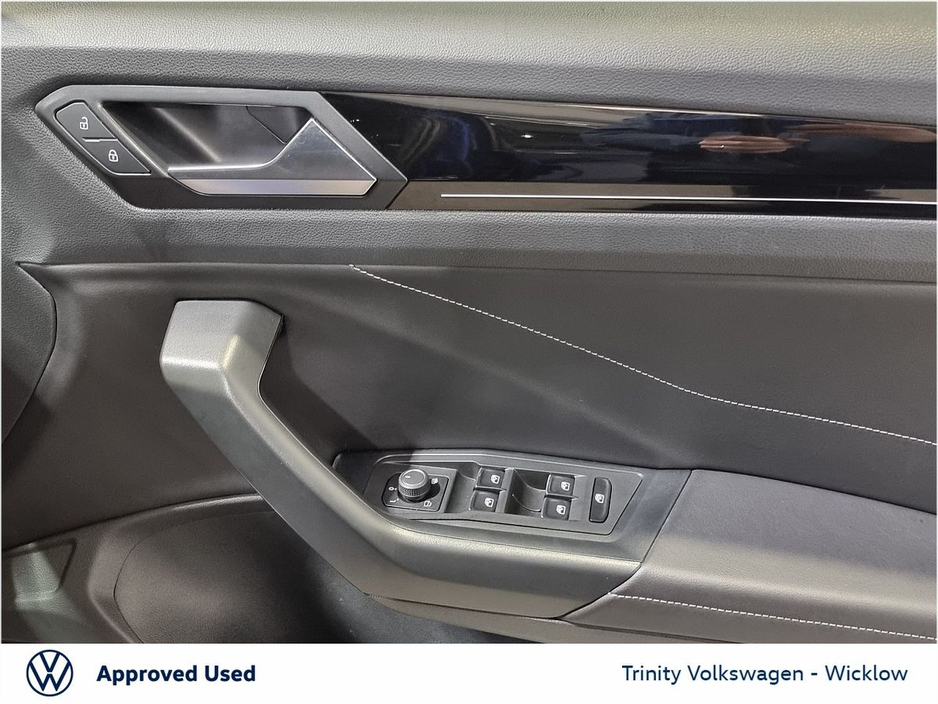 2023 Volkswagen T-Roc * R-LINE * 1.0 TSI * 110BHP * MANUAL * STUNNING SUV * TRINITY VOLKSWAGEN * €30,950