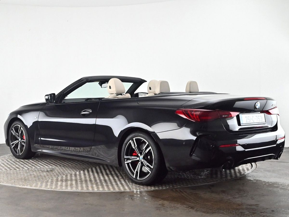 2025 BMW 4 Series - image 29