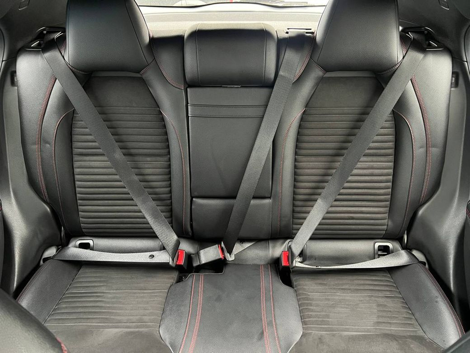 2013 Mercedes-Benz A Class - image 12