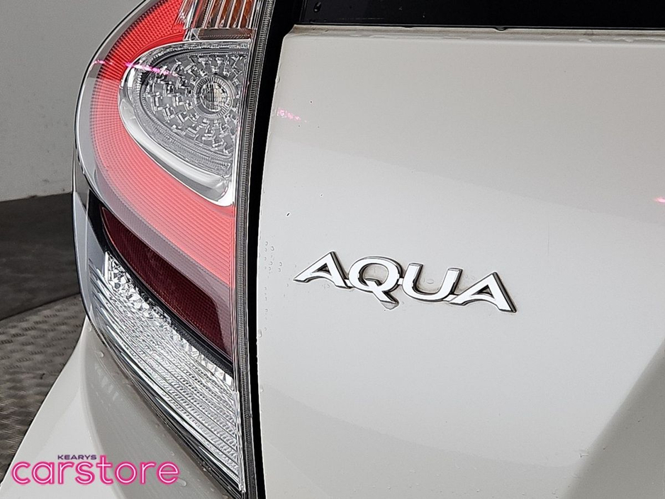 2020 Toyota Aqua - image 16