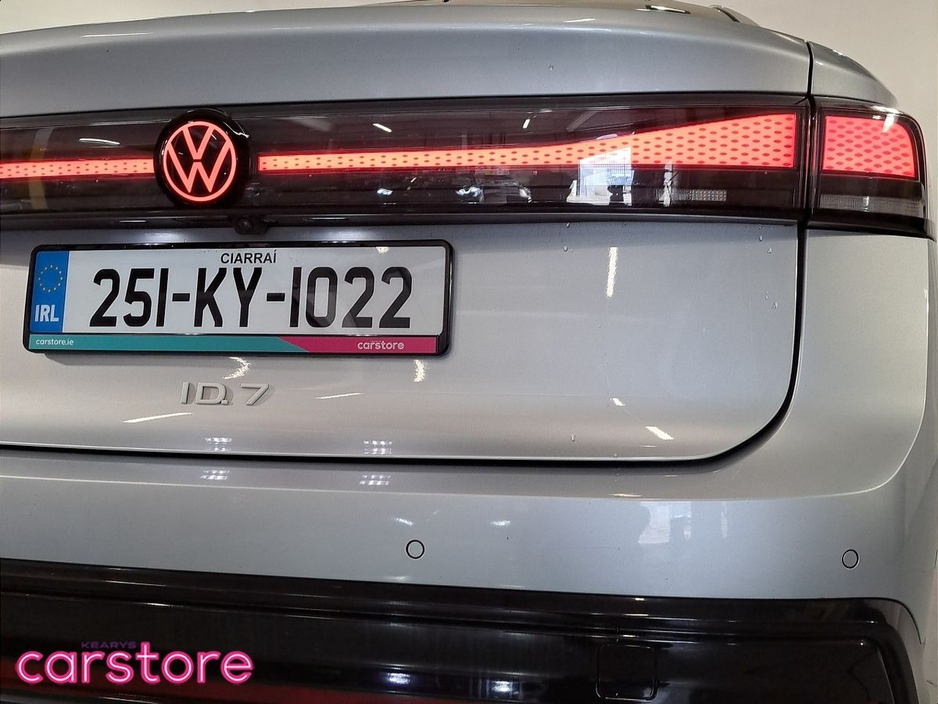 2025 Volkswagen ID.7 - image 23