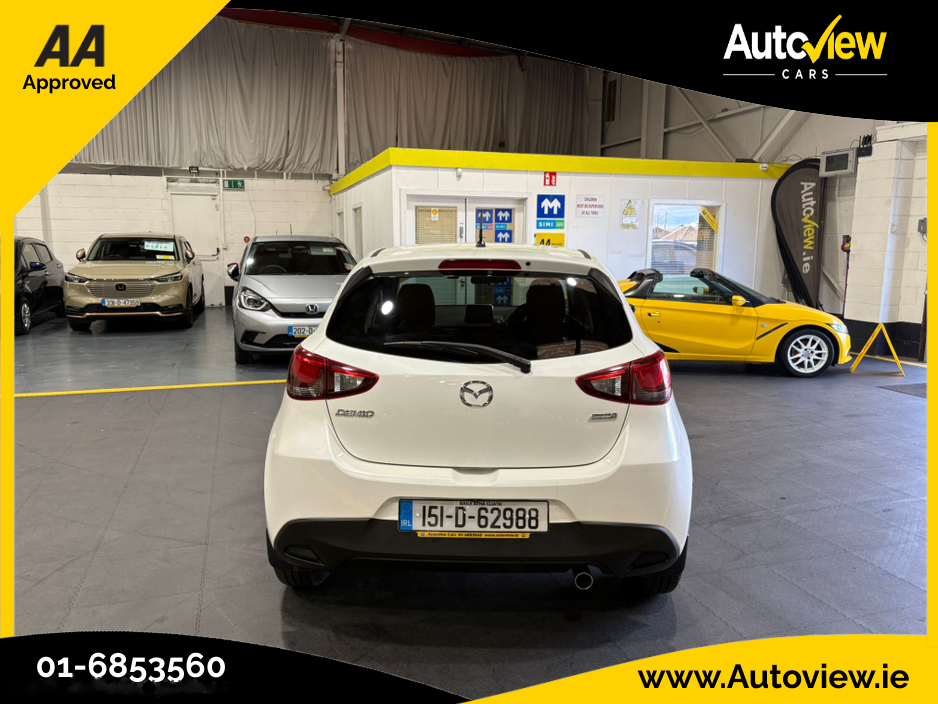 2015 Mazda Mazda2 - image 9