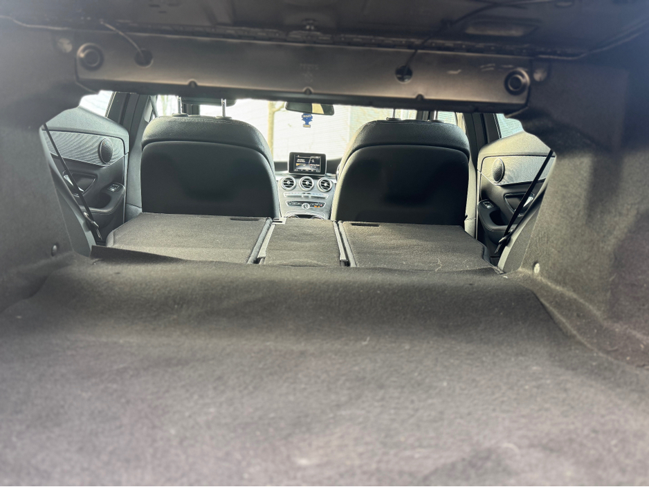 2016 Mercedes-Benz C Class - image 10