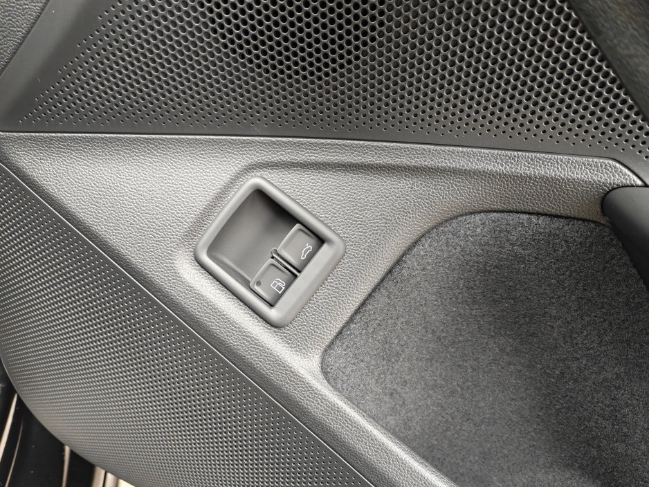 2026 Skoda Superb COMBI SPORTLINE 1.5 PHEV 204 BHP DSG-19" TORCULAR ALLOYS-MASSAGE SEATS-MATRIX LED LIGHTS- €57,950