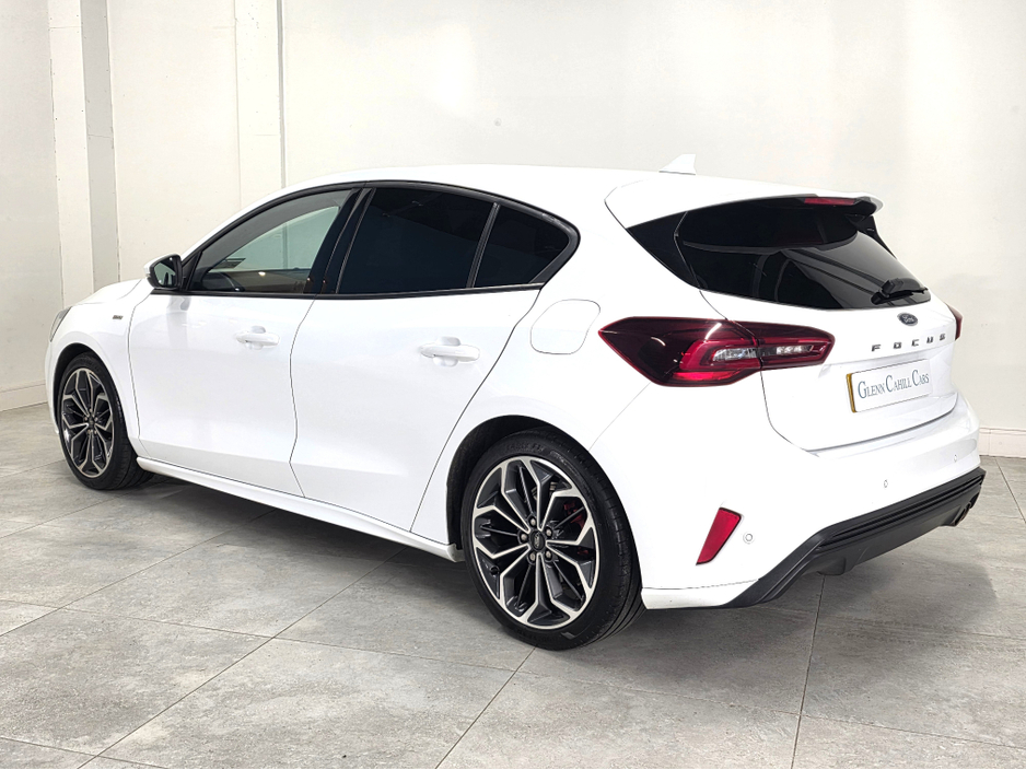 2023 Ford Focus - image 10